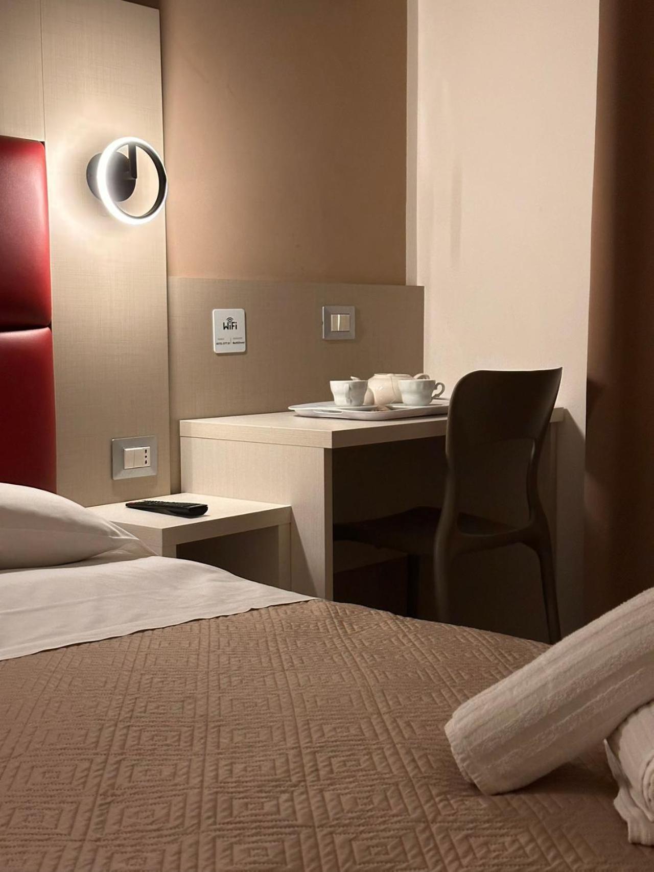 Hotel City 20 Milan Exterior photo